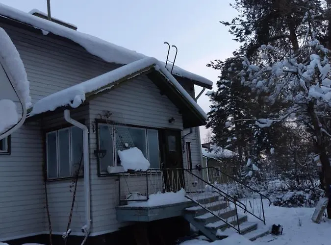 Winter Caravan مكان تخييم روفانييمي