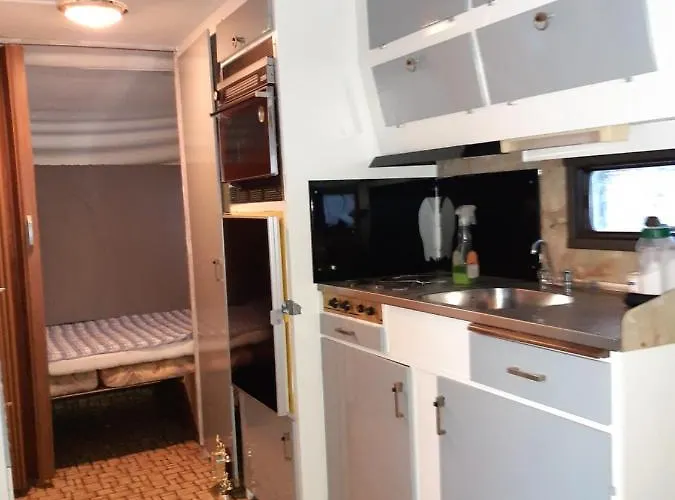 Winter Caravan روفانييمي